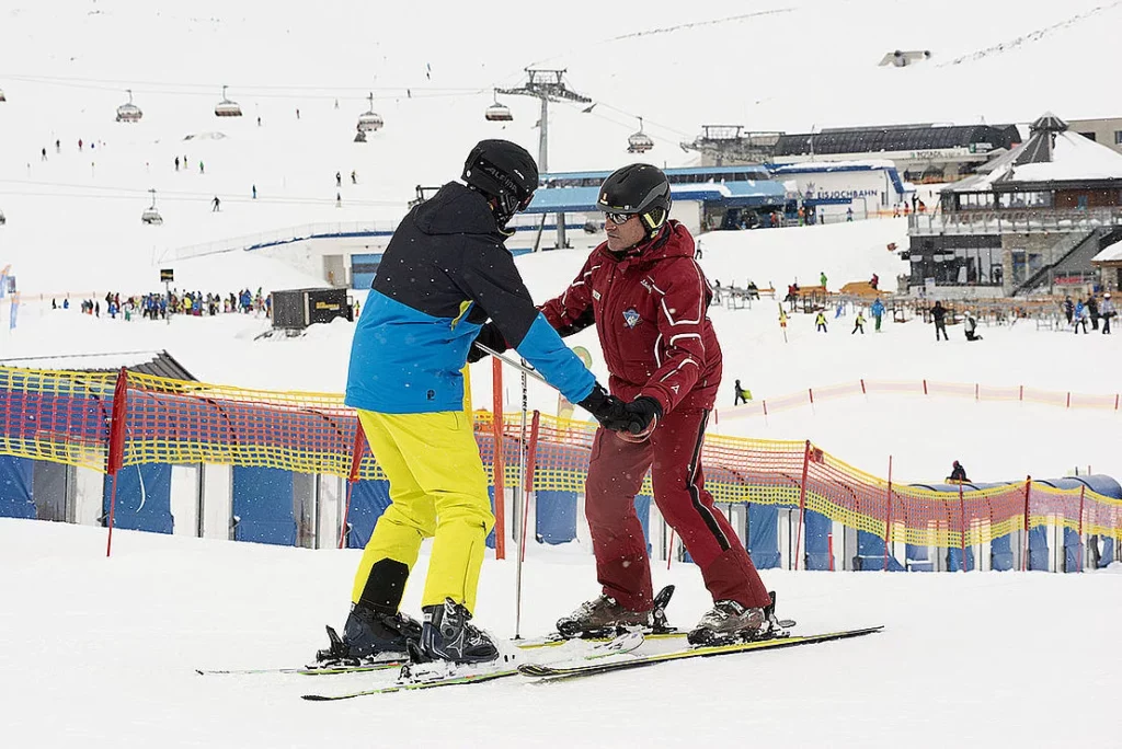 Wintersport 1 Family in the snow.